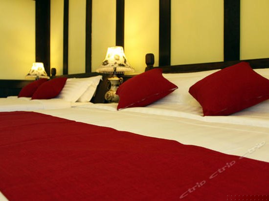 楼中楼海景四人房