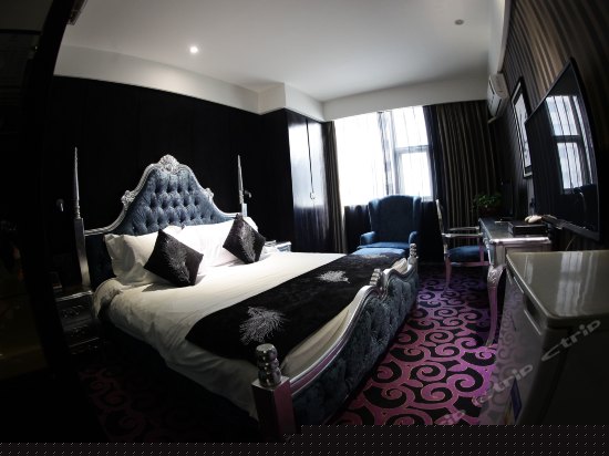 罗马假日豪华大床房