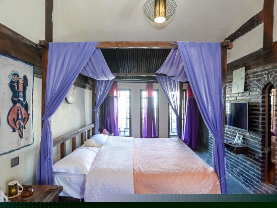 阳光观景大床房