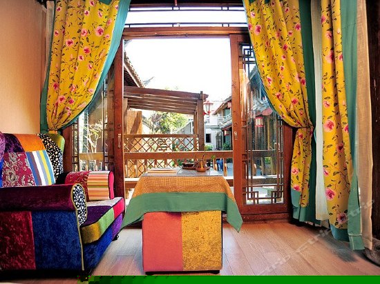 花木兰豪华阳台大床房