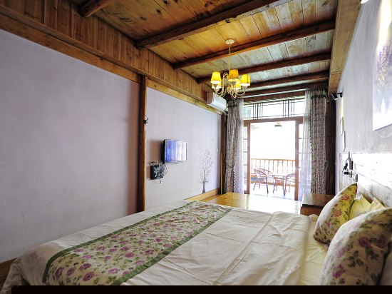 绮罗香浪漫大床房(江景)