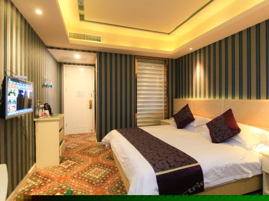 欧式温馨大床房