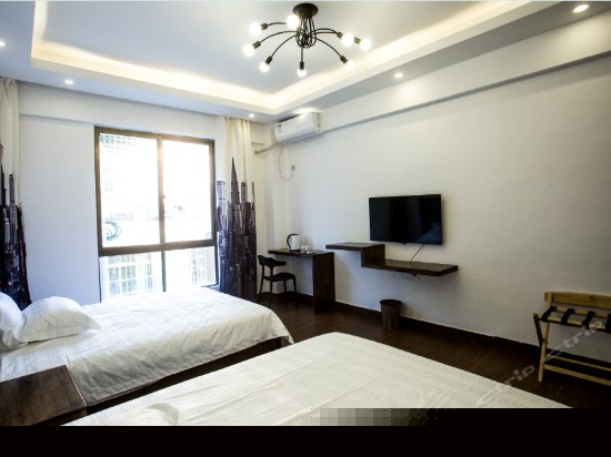 木落温馨家庭房