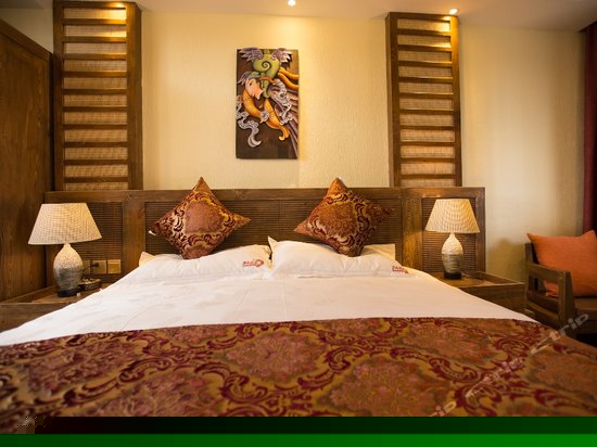 一楼东南亚大床