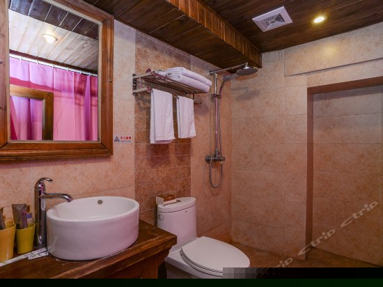 浪漫情侣大床房