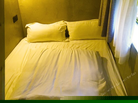 迷你错层大双床间