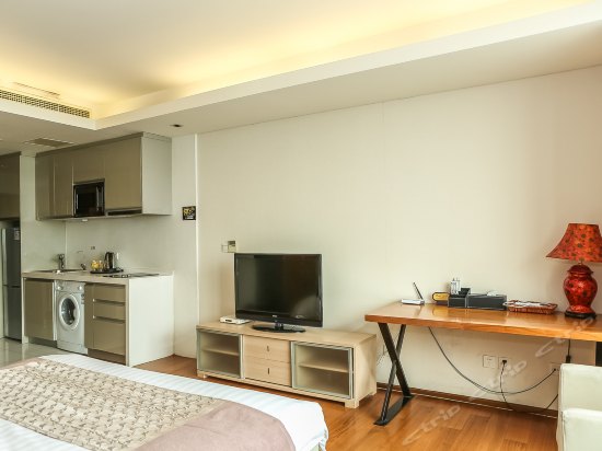 豪华城景大床房