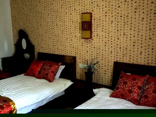 经典穿越标准间