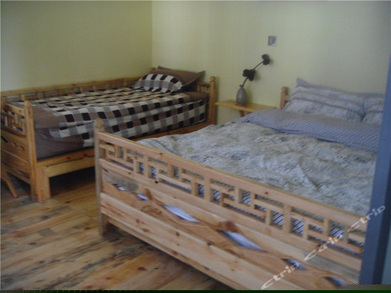 温馨记忆家庭房