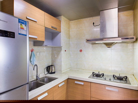 街景阳光两室一厅