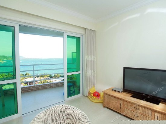 无敌海景三房二厅