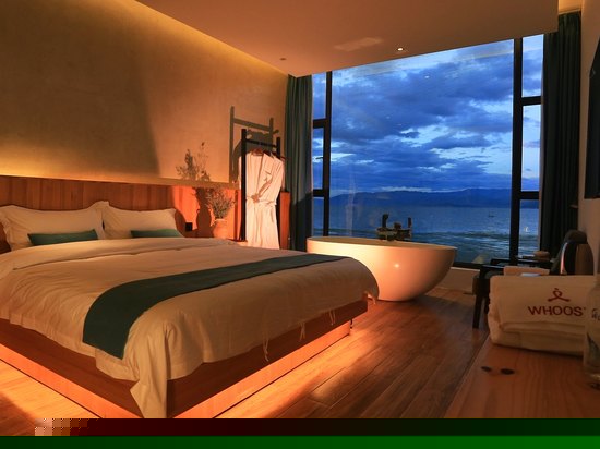 精致海景大床房