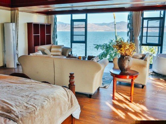 廊桥无敌海景房