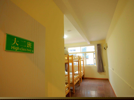 青年旅舍（床位）