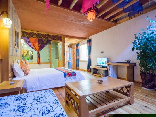 白族特色大床房