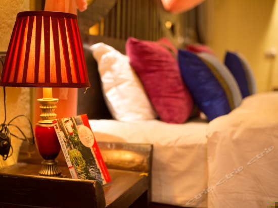 带露台泰式大套房