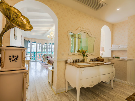 月亮河欧式花园洋房