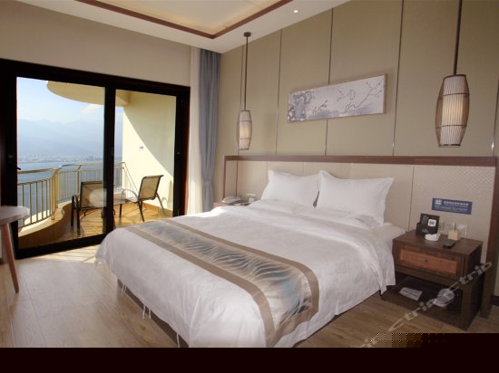 豪华海景大床房