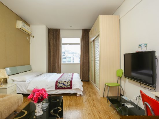 幽静豪华大床房