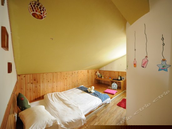 榻榻米空调家庭套房