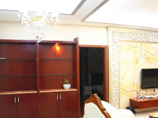 豪华江景套房（两房一厅)