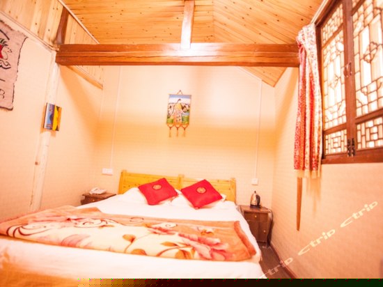 锦瑟年华大床房