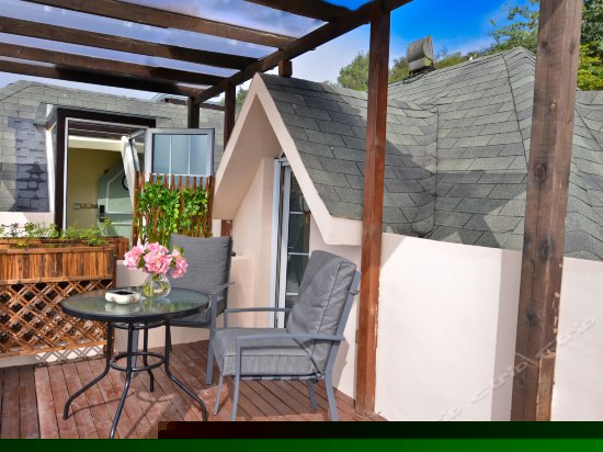 野蔷薇观景露台房