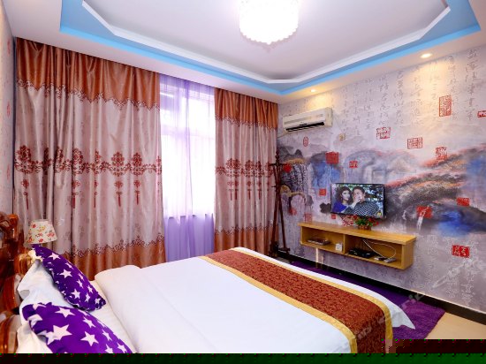 303古韵墨香大床房