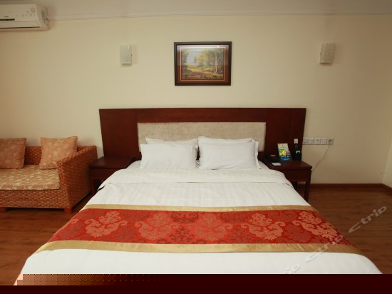 商务大床间(内宾)