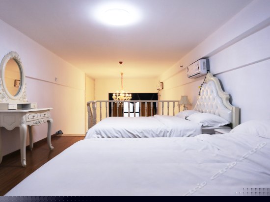 复式尊贵豪华双床房