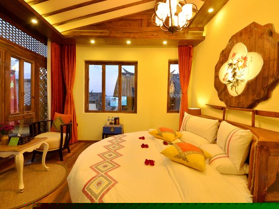 爱尚院尊享时光奢华园景大床房