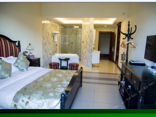 豪华景观大床房