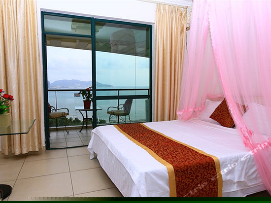 豪华海景小阁楼子母房