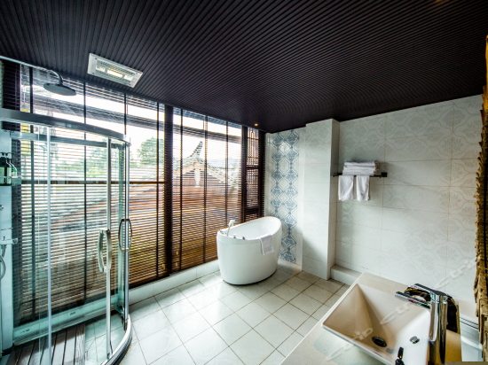 纳西庭院私享套房