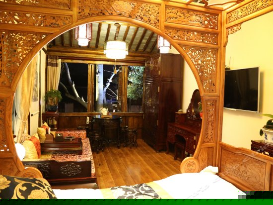 双桥缘中式枕桥临河景观房