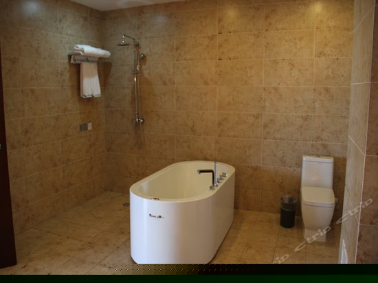 商务套房(无窗)