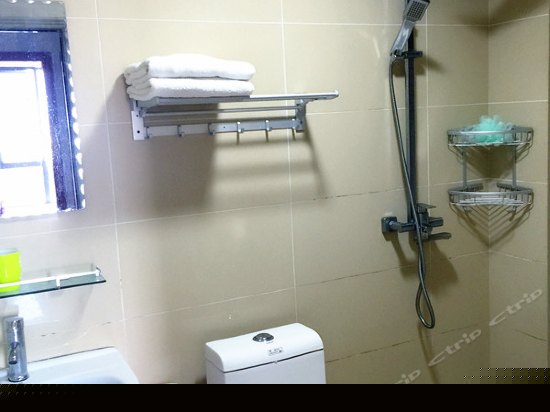 似水年华阳台园景两房一厅