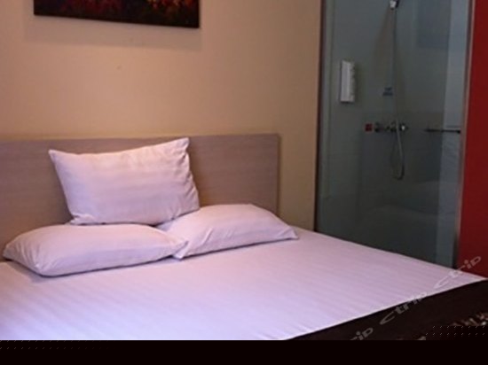 零压-高级大床房