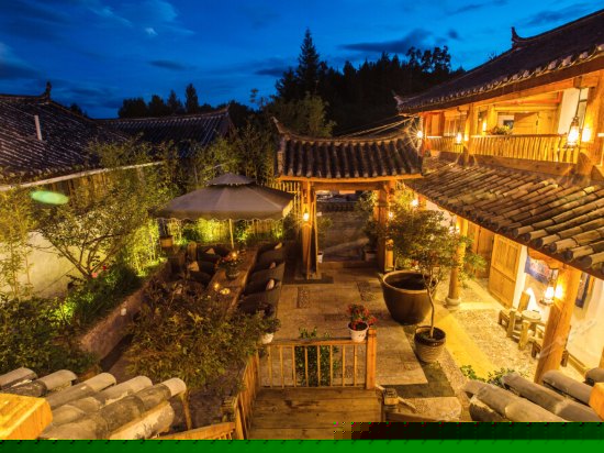 后山温泉双床房