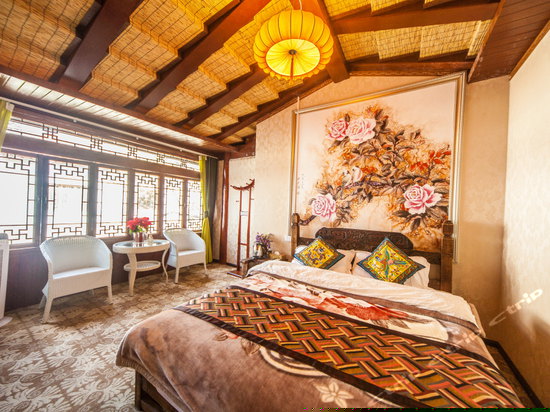 豪华大套房（花盼）