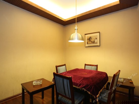 豪华双人商务套间