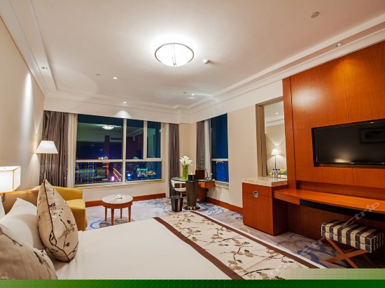 高级江景房（大床房）