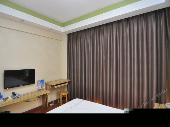 独立阳台江景大床房