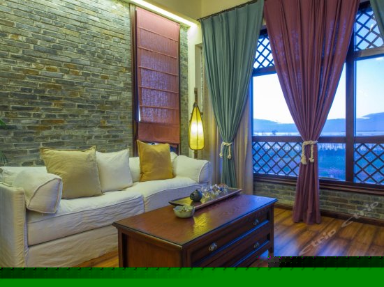 豪华海景大床房