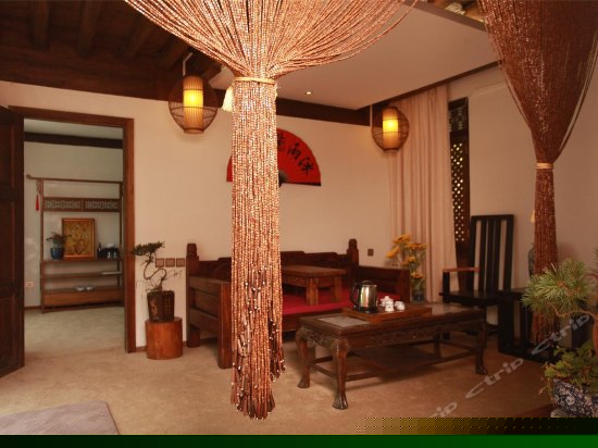 逸庐月亮门大套房