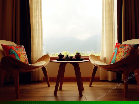 豪华山景大床房