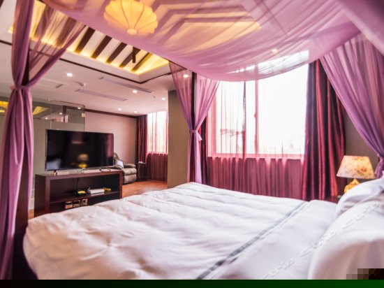 豪华主题房