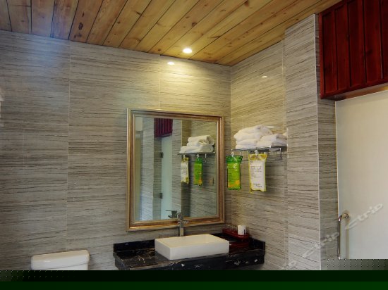 榻榻米豪华标准间