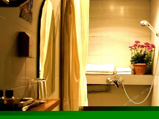 特价标准间(无窗)