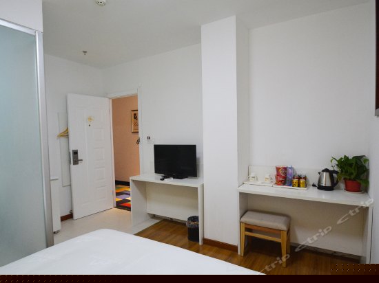 大床房（无窗）